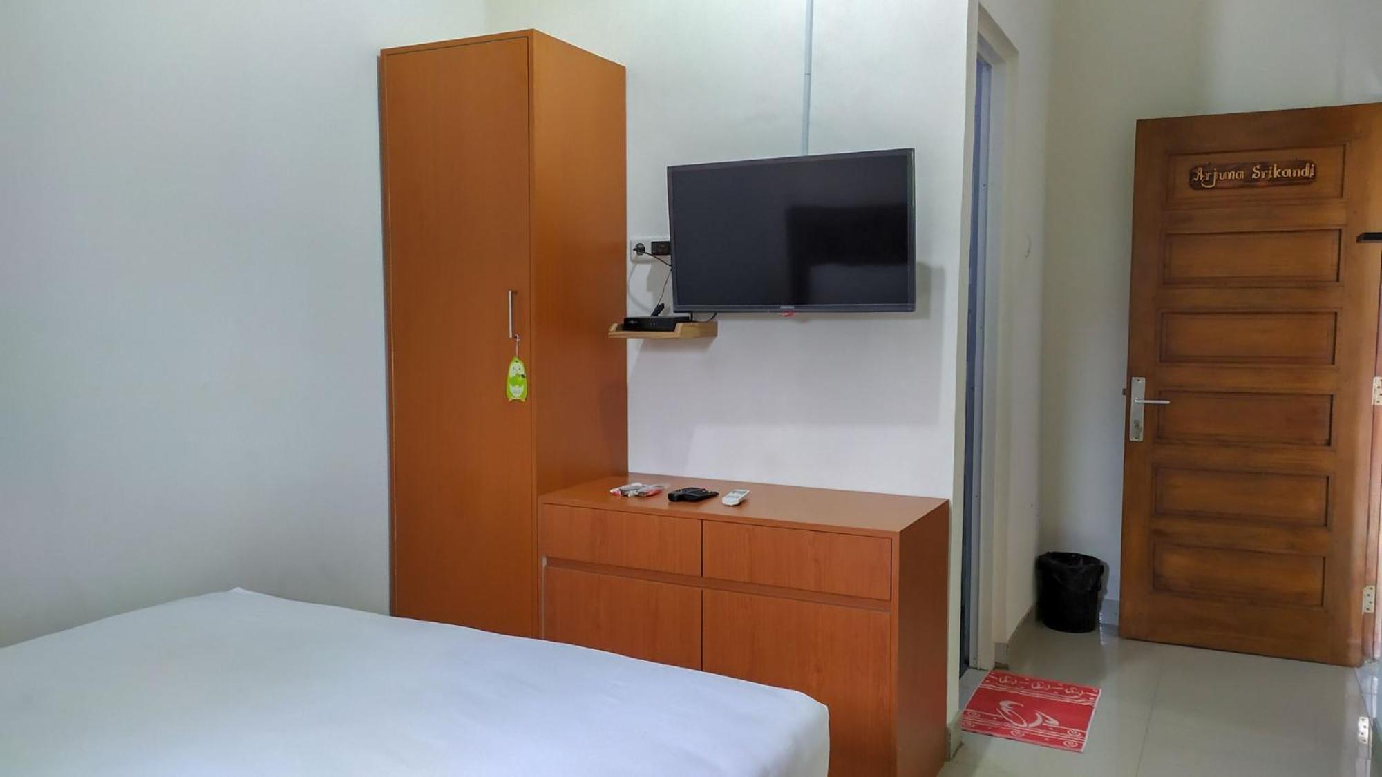 Omah Leren Mitra Reddoorz Near Gembiraloka Zoo Yogyakarta Hotel Eksteriør billede